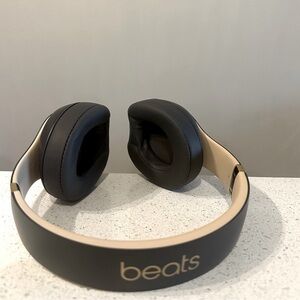 Black Over-Ear Headphones